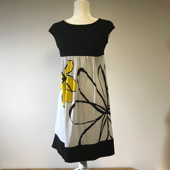 B. Calm Gorgeous Flower Sundress - Picture 1 of 4